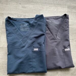 FIGS  Navy Blue V-Neck Shirt Sz M like new